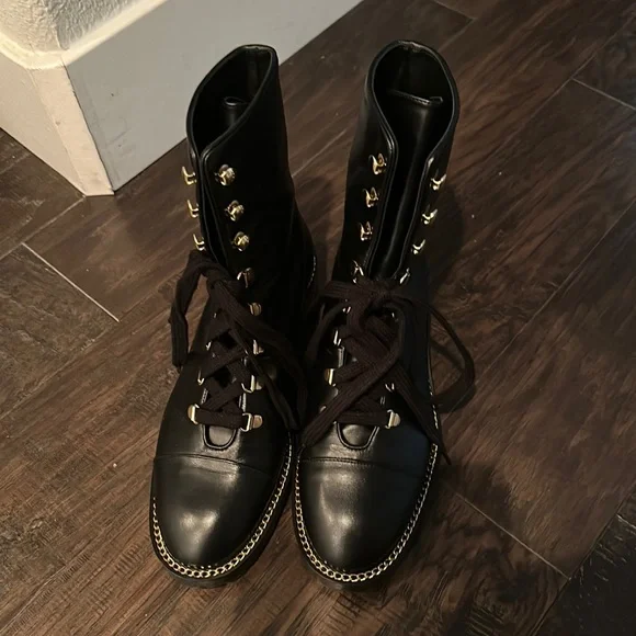 Stuart Weitzman | Shoes | Stuart Weitzman Kolbie Leather  display picture 1